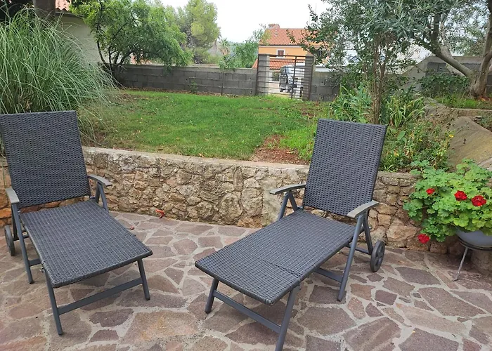 Appartement Deni09 *