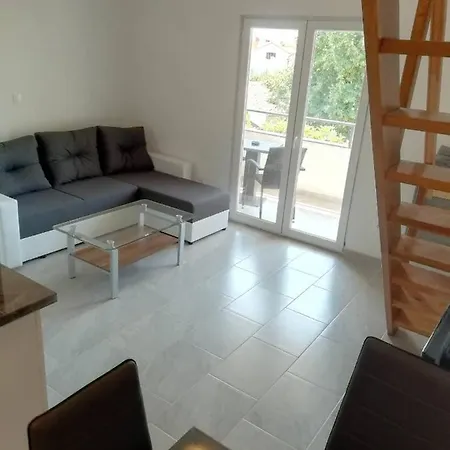 Apartment Deni09