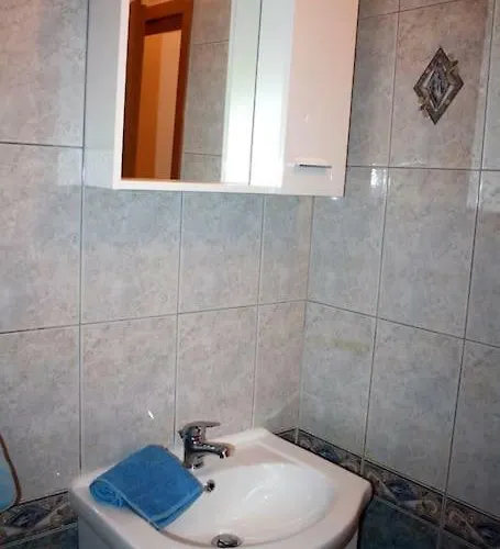 Deni09 아파트 포메르